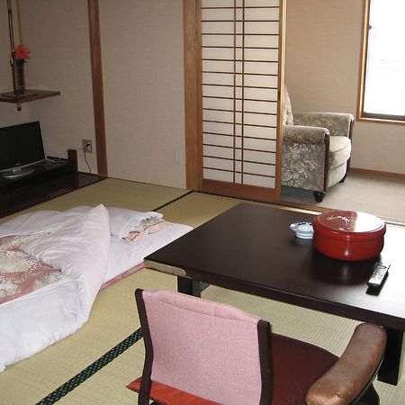 Nishichiba Hotel Wakoso Zimmer foto